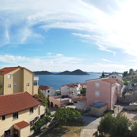Apartments Davor Drage Exterior photo