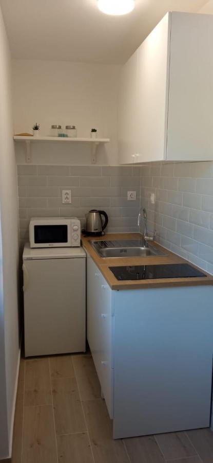 Apartments Davor Drage Exterior photo