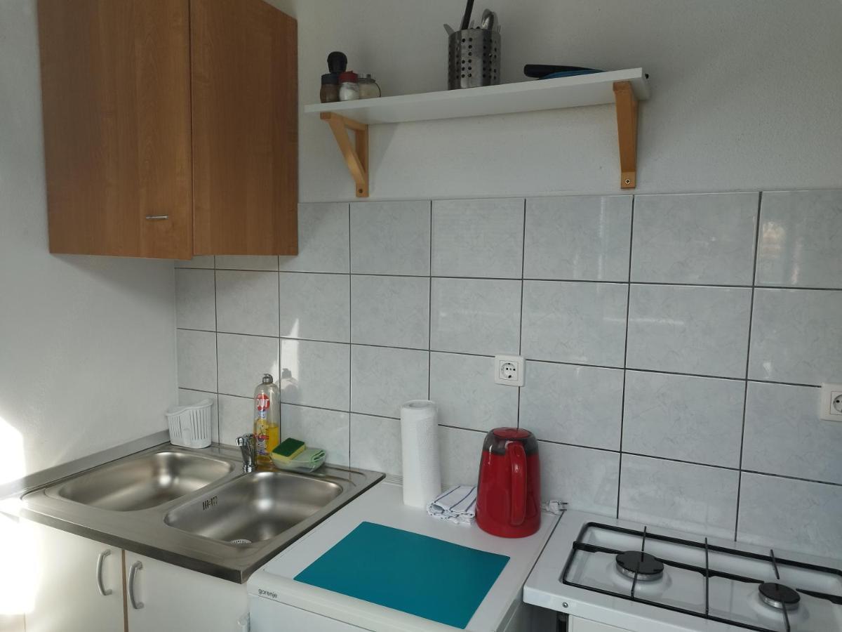 Apartments Davor Drage Exterior photo