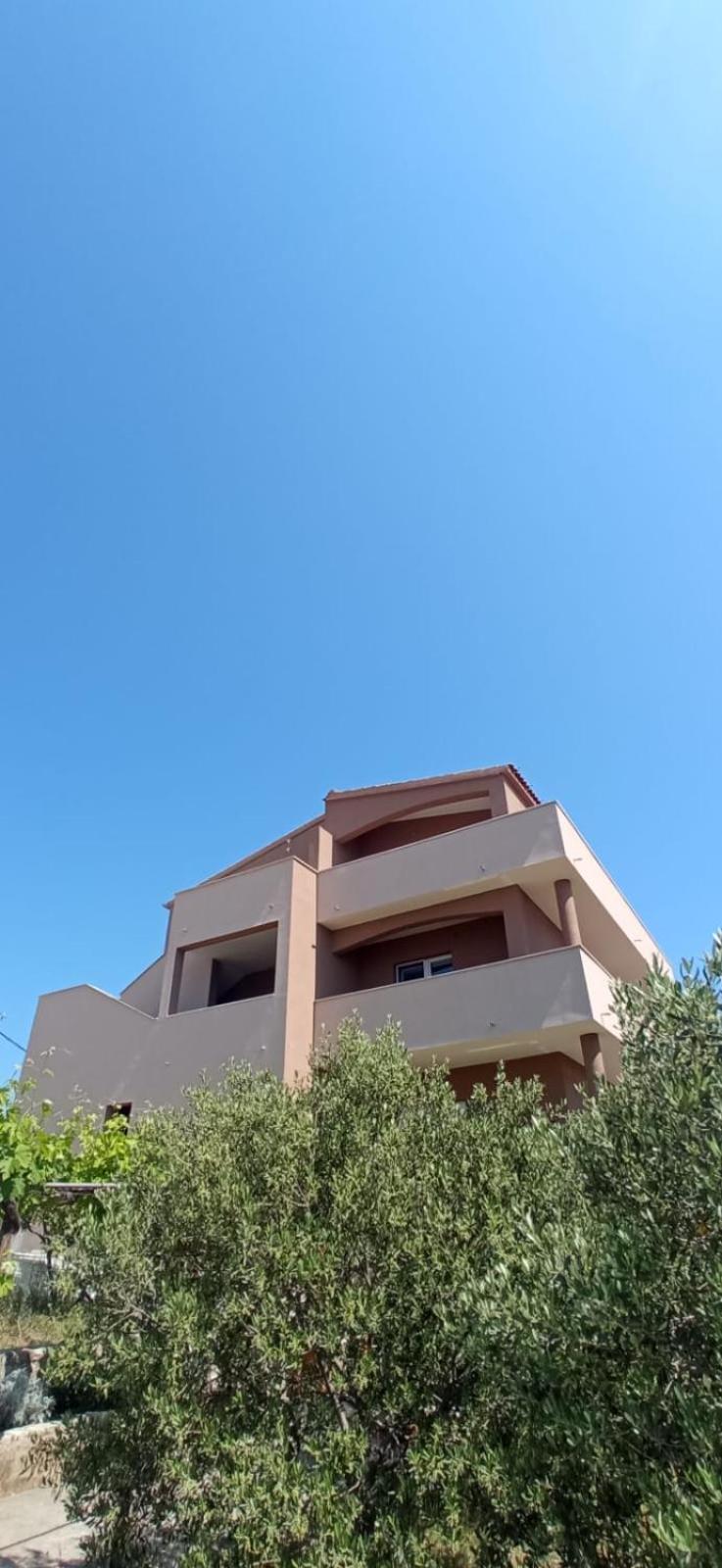 Apartments Davor Drage Exterior photo