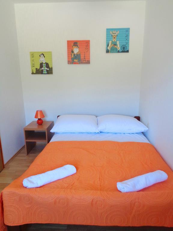 Apartments Davor Drage Exterior photo